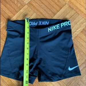 Nike shorts nwt